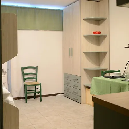 דירה Hostdomus - Grey Mono ססטריארה