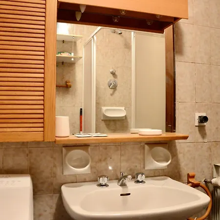 Apartman Hostdomus - Grey Mono *